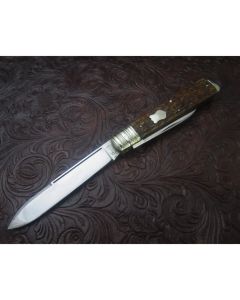 Antique Remington U.M.C 1153 English Jack knife 4.50 inch near mint condition with beautiful bone handles and carbon steel blades with plain blade edges