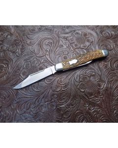 Antique Schrade Cut Co. salesman sample serpentine jack knife 3.50 inch mint condition with beautiful jigged bone handles and carbon steel blade with plain blade edges