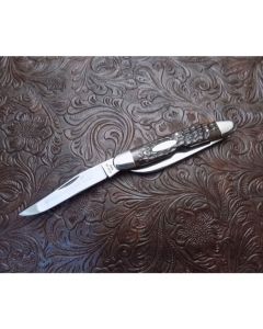 Rare Antique Case XX 2 dot 7 dot Hawbaker Special 3.875 inches mint condition with Beautiful bone handles and carbon steel blades with plain blade edges	
